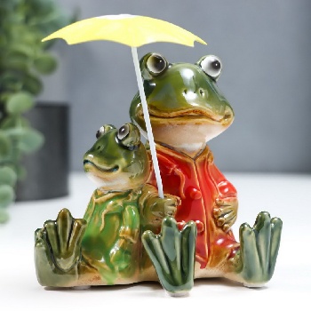 Сувенир керамика "Лягушки - под зонтом" 