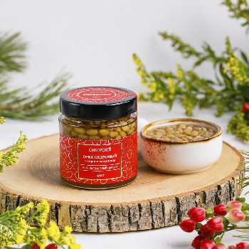 Кедров орех в сиропе из калины 220 гр.(Сиберико)