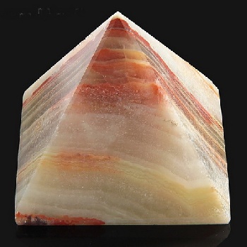 Пирамида оникс малая 3.8 см