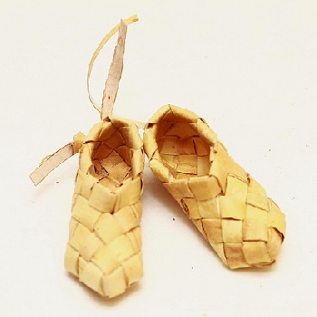 Лапти сувенирные 10 см (Хромов)