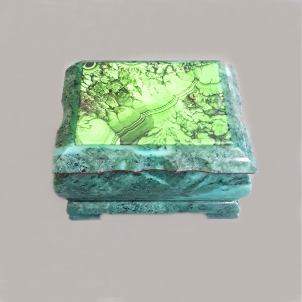 Шкатулка змеевик пещера 1.5 