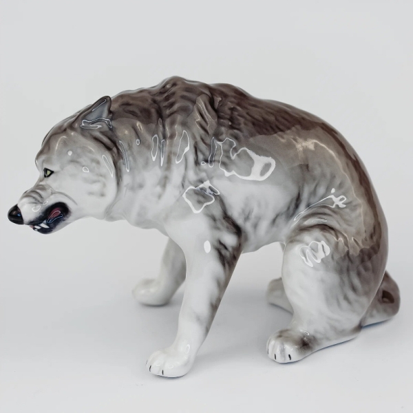 Фигурка Волк фарфор (С)